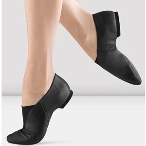 New! BLOCH Super Jazz Slip On Shoe Black Juniors Ladies Size 4.5